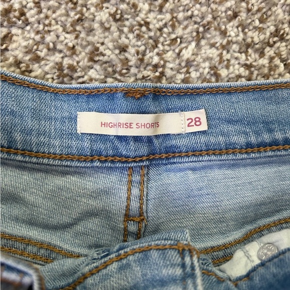 Levi's Light Blue High Rise Jean Shorts Denim Casual Summer Classic 28 - Picture 2 of 7
